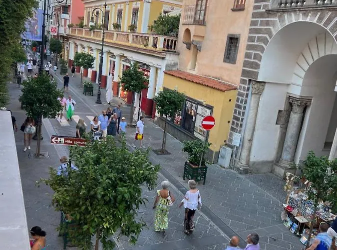 Spartahouse Apartament *